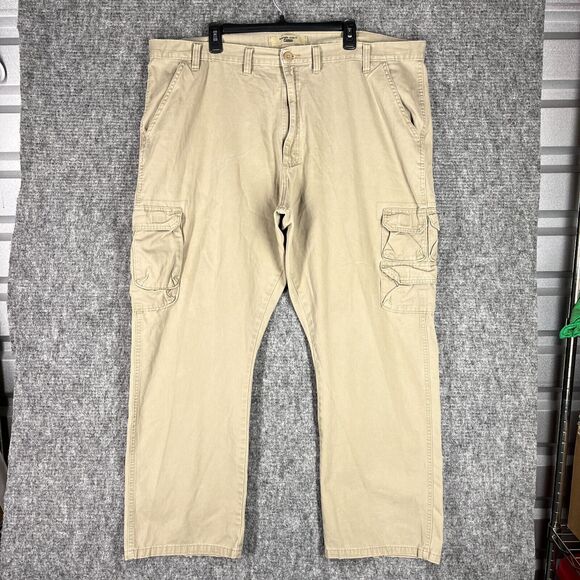 Wrangler Pants Mens 44 Cargo Regular‎ Fit Workwear Camping Hiking Outdoors - Picture 1 of 11